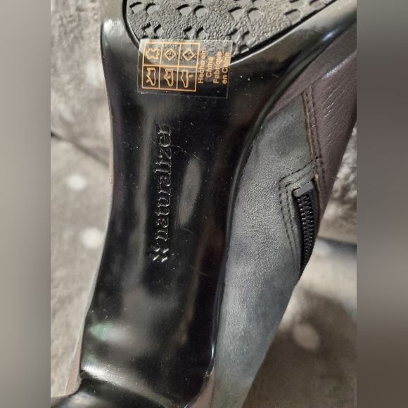 Brand New Naturalizer two tone Gray high heeled Ankle boots - Picture 11 of 16